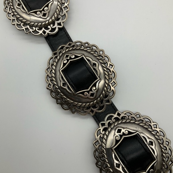 BRIGHTON CONCHO LEATHER BELT - Picture 6 of 13